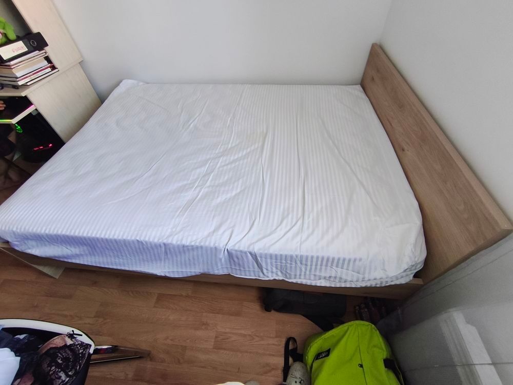 Lit sommier et matelas Meubles