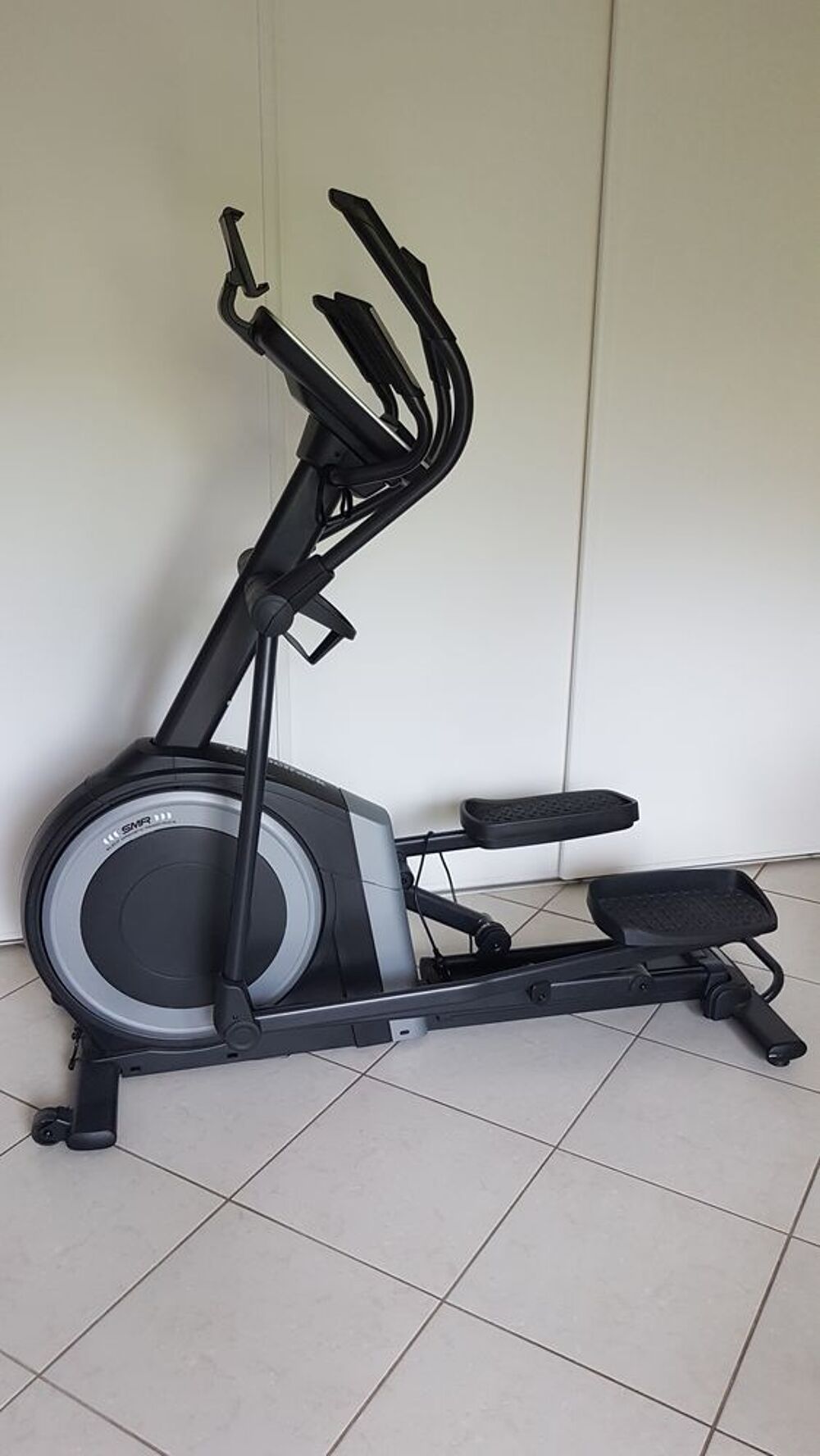A saisir V&eacute;lo elliptique Nordictrack C7.5 connect&eacute; &eacute;tat neuf Sports
