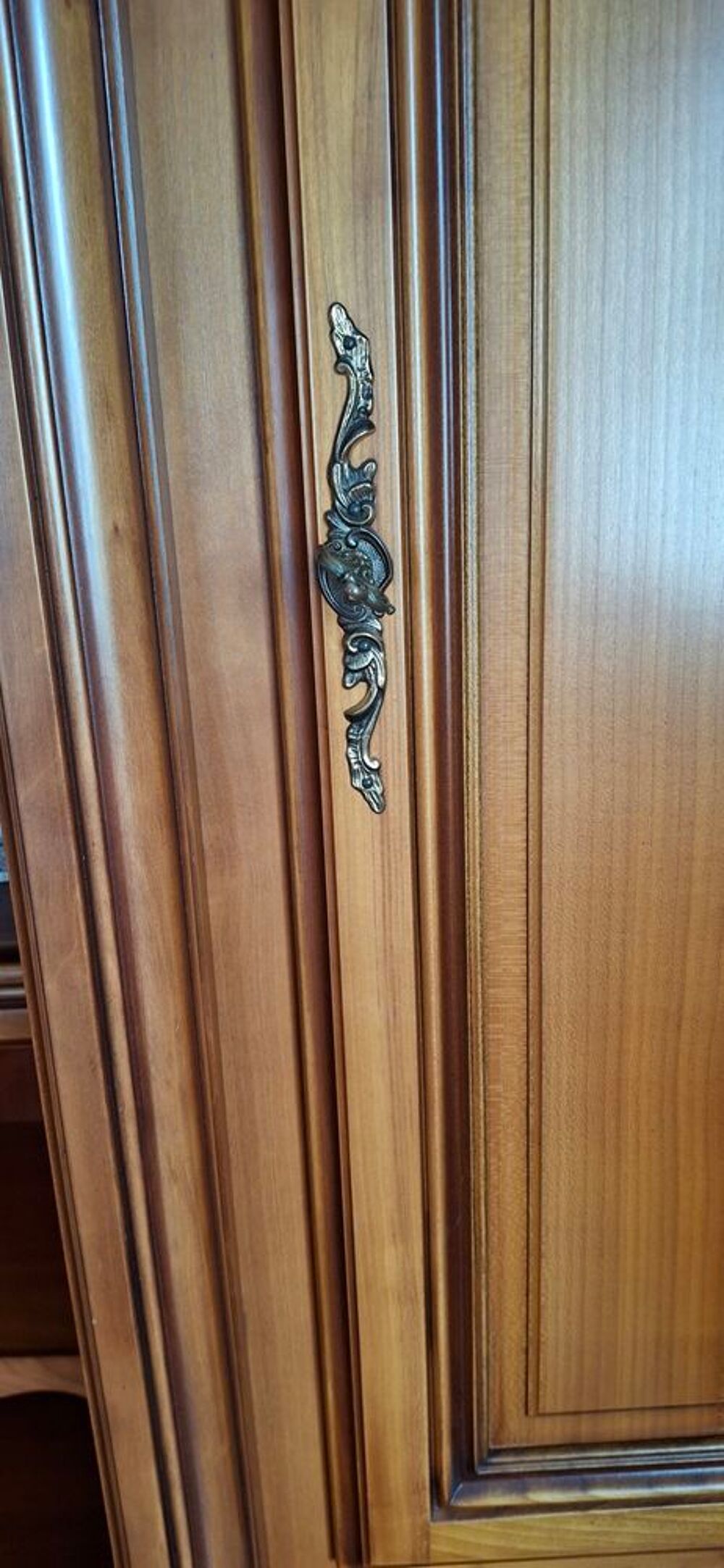 Buffet vaisselier en merisier massif Meubles