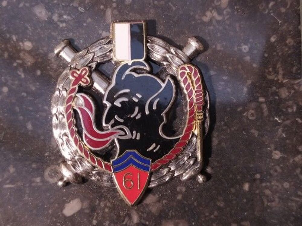 Insigne &Eacute;maill&eacute; 61&egrave;me R&eacute;giment d'Artillerie Socle Marbre 