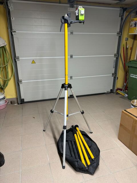 Niveau laser vert 3D Huepar 603CG-BT avec sa  Base tr�pied e 150 Tomblaine (54)