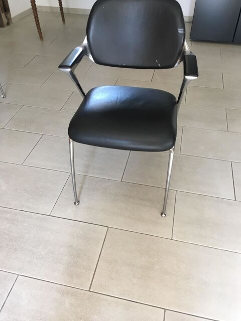 chaises design 30 Juvardeil (49)