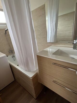  Appartement à louer 4 pièces 72 m²