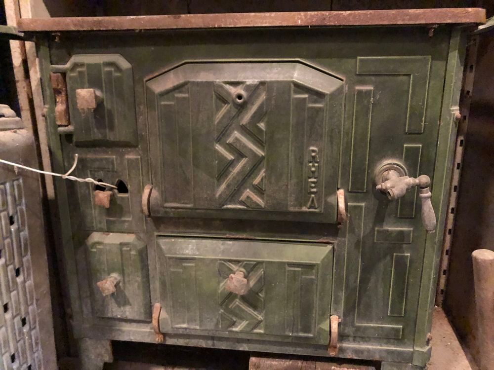 gaziniere &agrave; bois Meubles