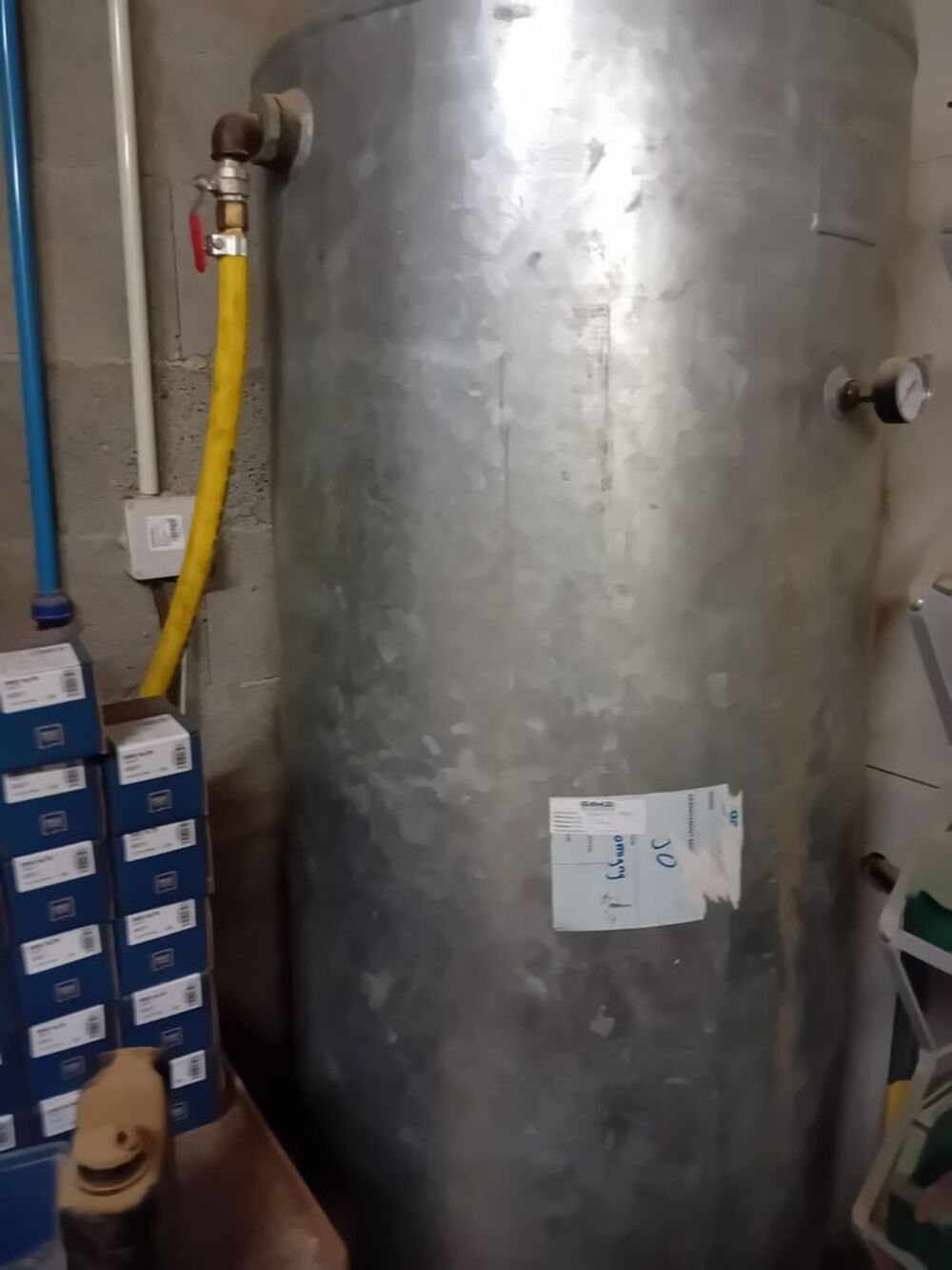 Ass&egrave;cheur, compresseur cuve et tube alu Bricolage