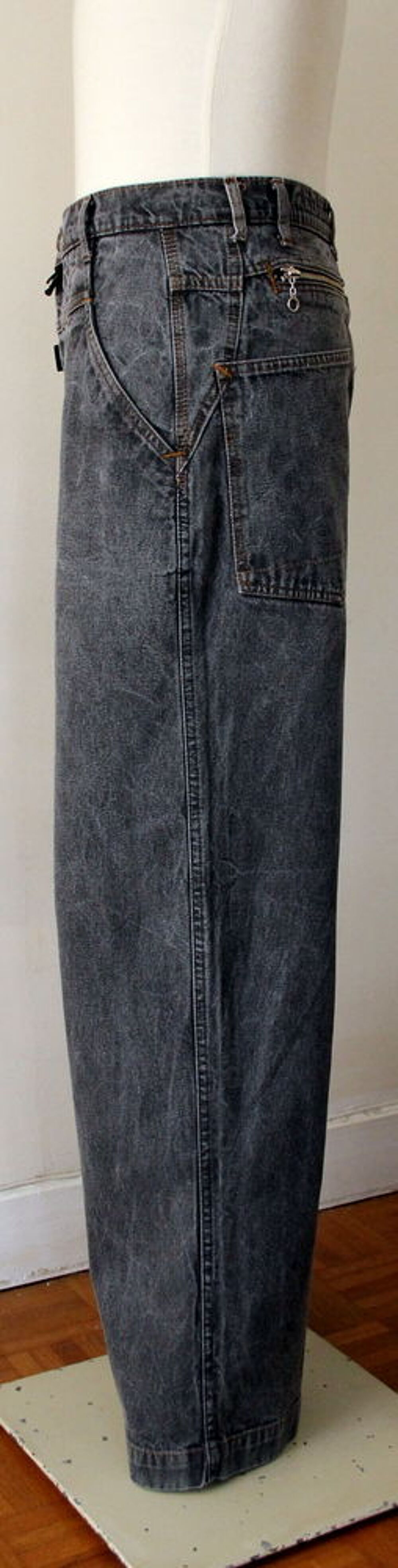 Jeans The Stone Washed zip dos MARITHE FRANCOIS GIRBAUD
T.32 Vêtements