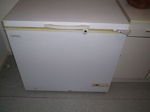 bonjour je un conglateur coffre 07 66 01 52 31 60 Torigny-les-Villes (50)