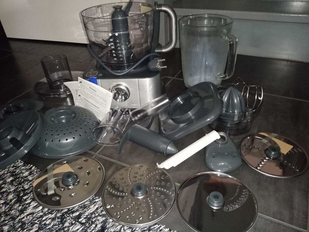 Robot multifonctions Kenwood multipro neuf Electroménager