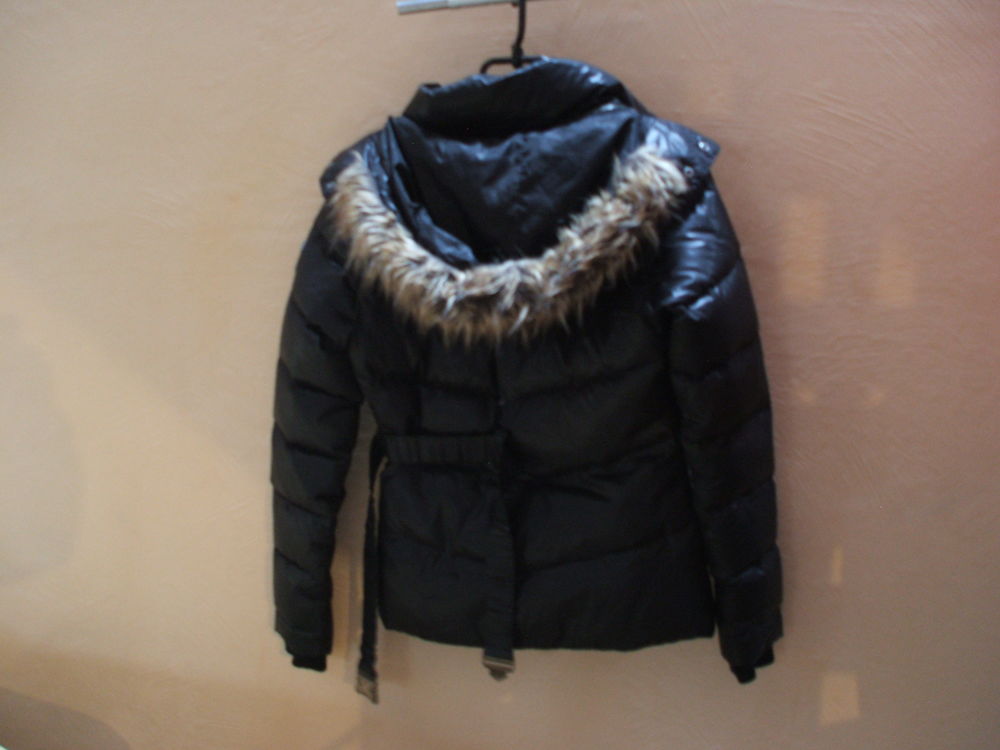 DOUDOUNE FEMME Vêtements