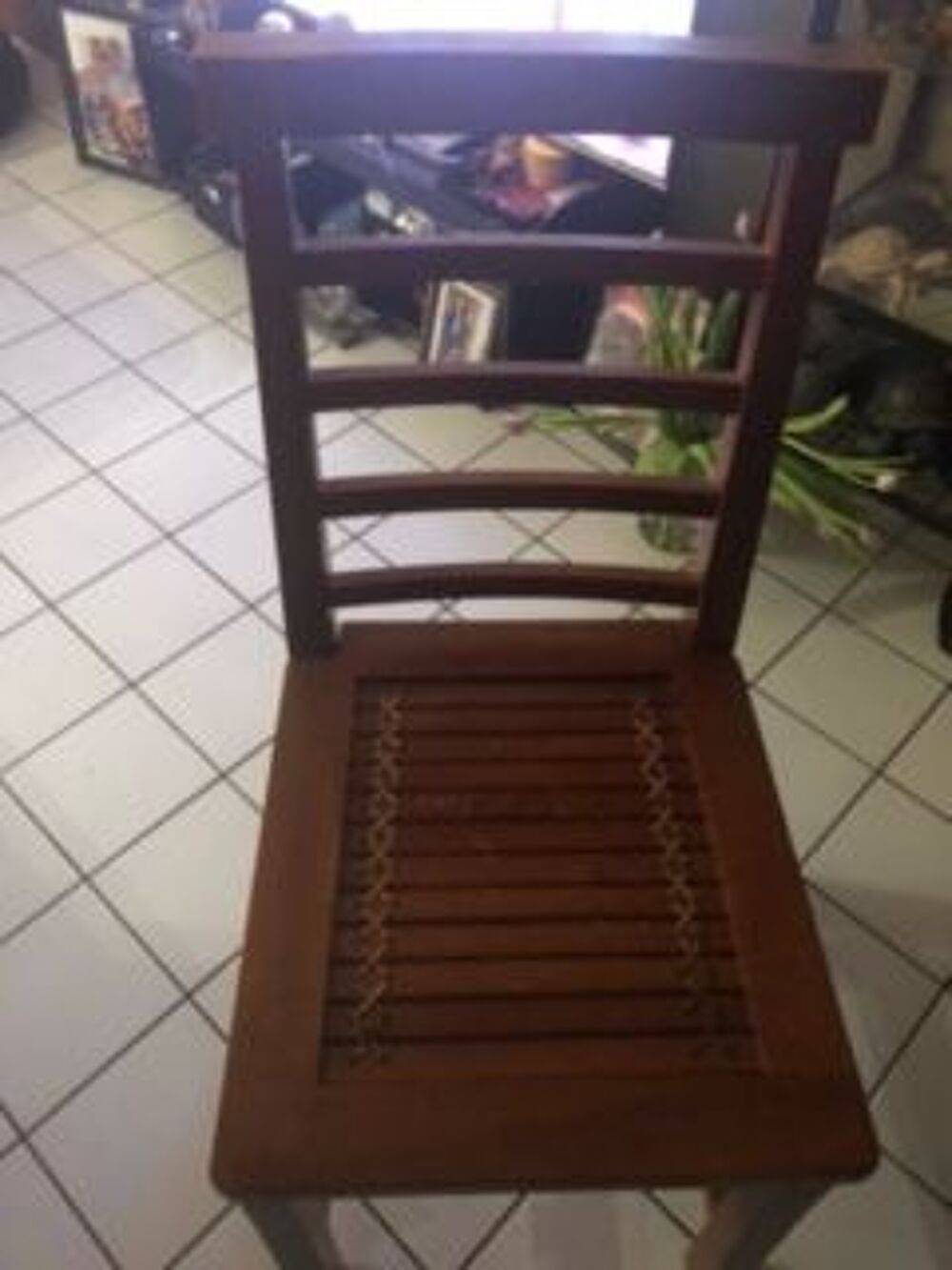 CHAISES DE SALLE A MANGER Meubles