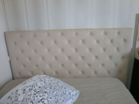 tte de lit capitonne 60 Soissons (02)