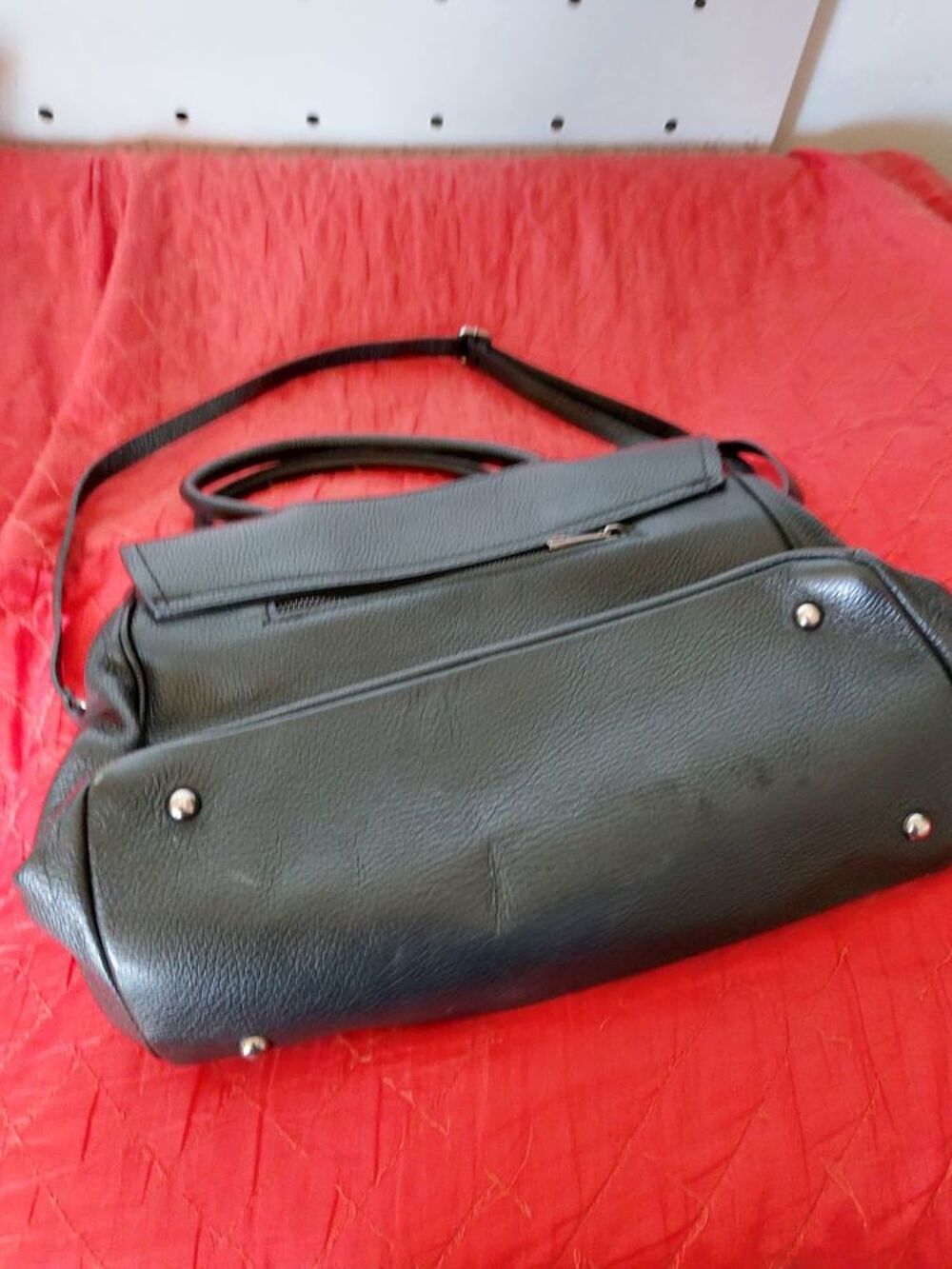 Grand sac &agrave; main en cuir grain&eacute; noir Maroquinerie