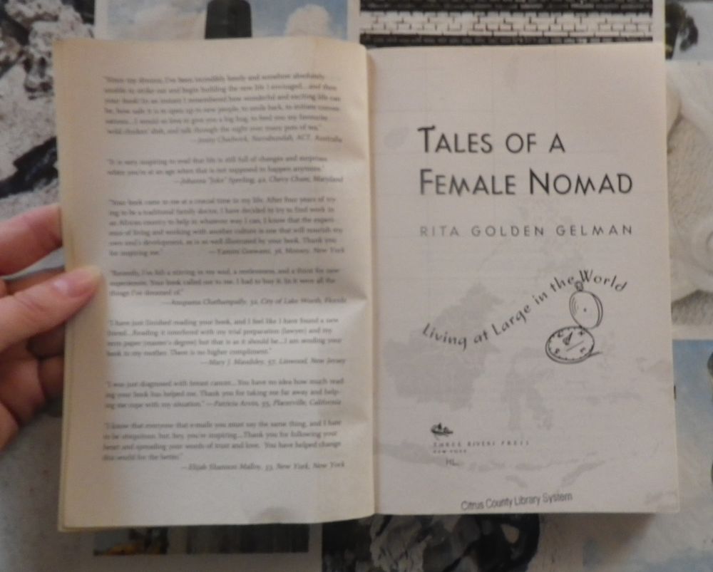 TALES OF A FEMALE NOMAD de Rita Golden Gelman Livres et BD
