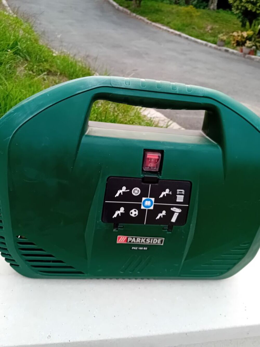 Compresseur valise neuf. Bricolage