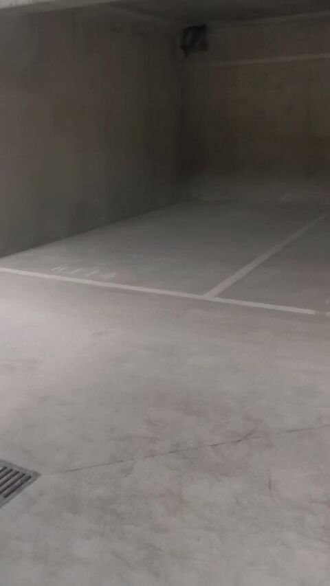  Parking / Garage � louer 13 m�