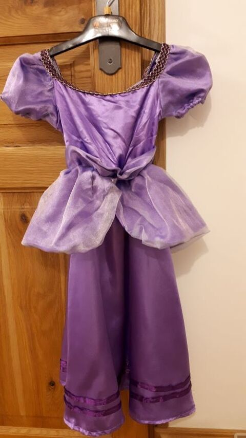 Robe de princesse mauve taille 3 ans 3.25 Villiers (86)