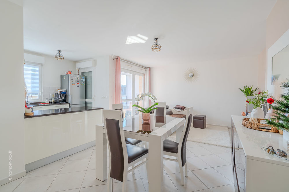 Vente Appartement 3 pièces lumineux avec terrasse exposée sud, parking Noisy-le-grand