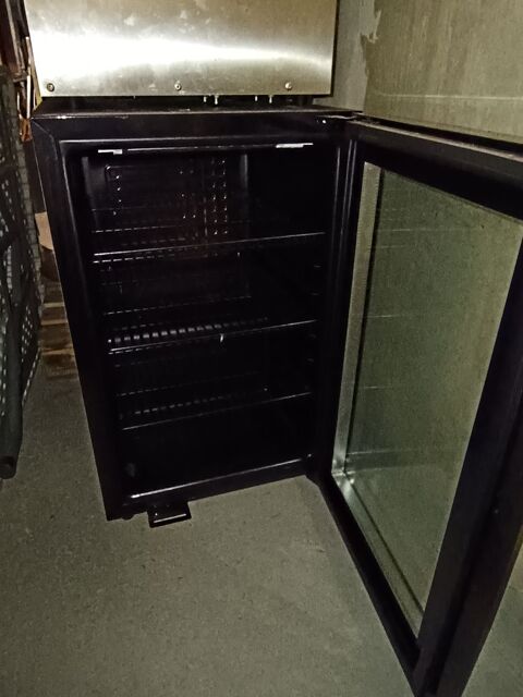 Frigot  vitr� 260 Rives (38)