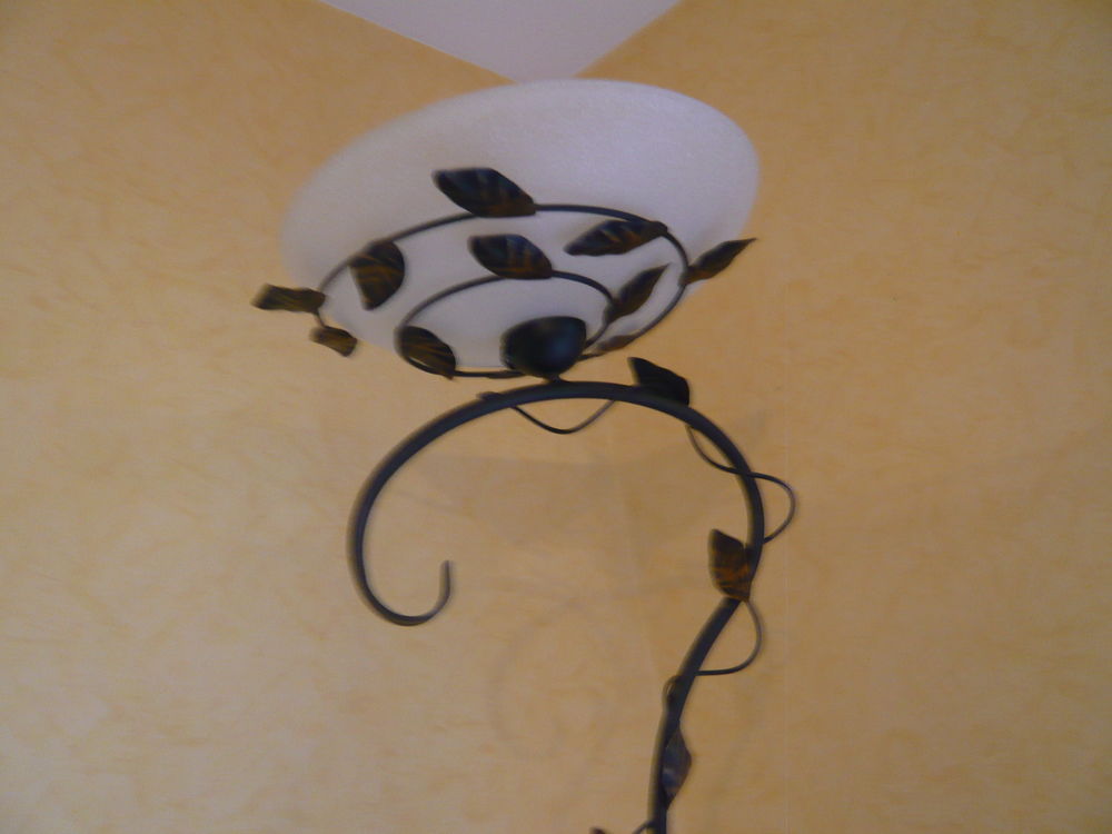 Lampadaire. Décoration