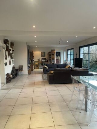  Maison à vendre 9 pièces 235 m²