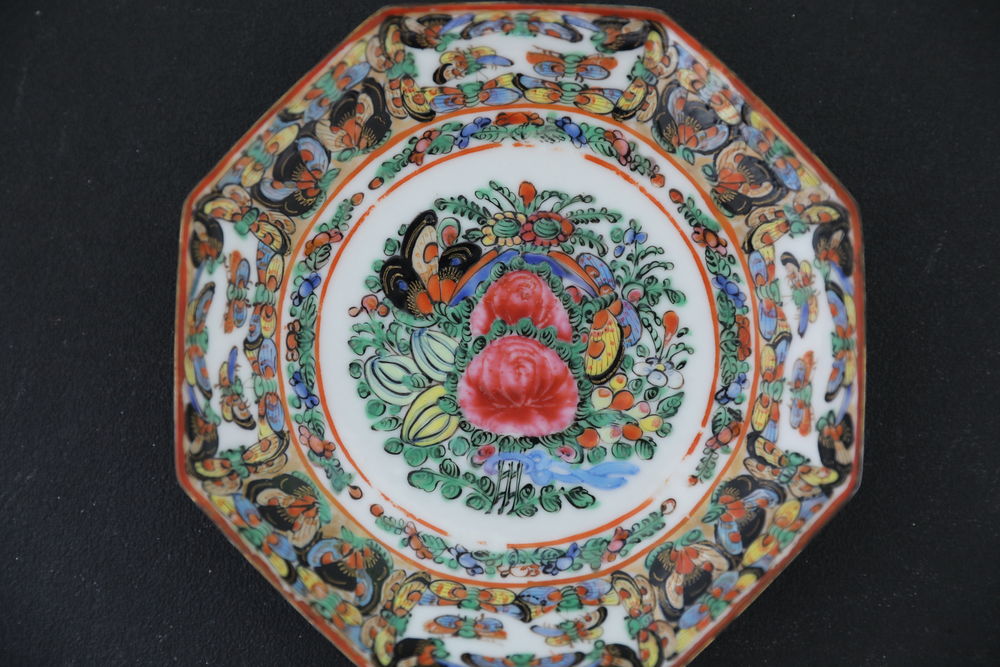 ASSIETTE CHINOISE FORME RECTANGULAIRE 