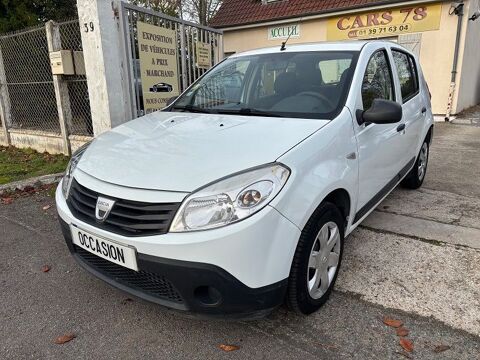 Dacia sandero 1.5l dci très belle état.