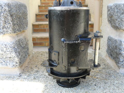 dynamo 4L 12 volts refaite  neuf 50 Saint-Germain-sur-cole (77)
