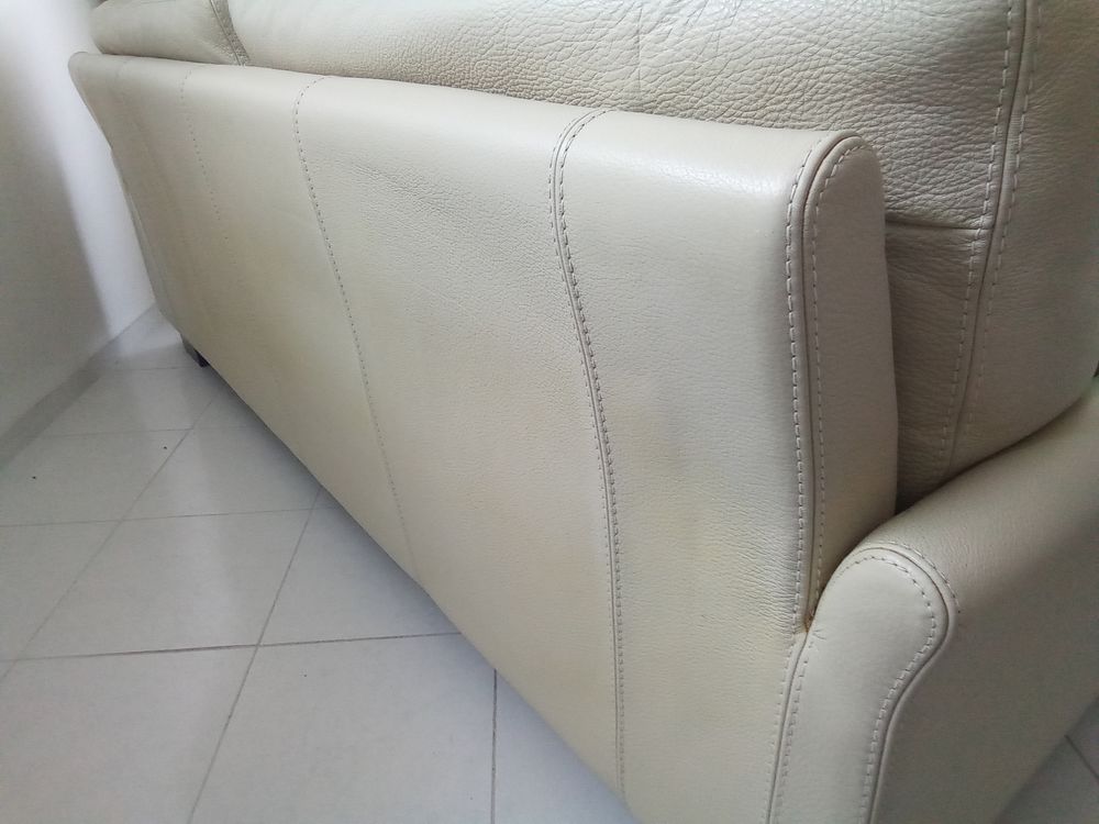 Canap&eacute; cuir blanc Roche Bobois Meubles