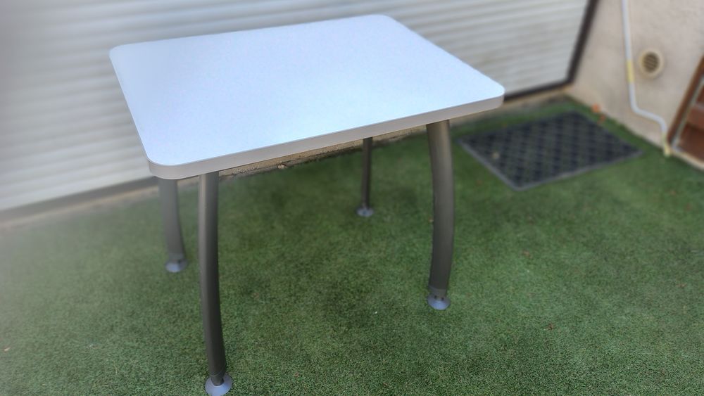 Table desserte pieds gigogne Meubles