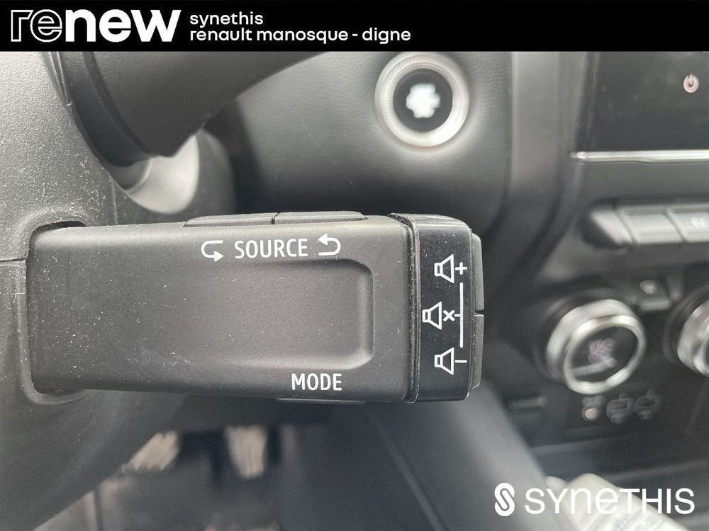 Captur E-Tech Plug-in 160 Intens 2021 occasion 04100 Manosque