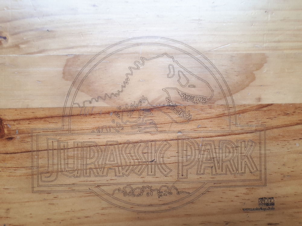 Coffre ou malle &agrave; jouets et banc Jurassic-Park en pin massif Mobilier enfants