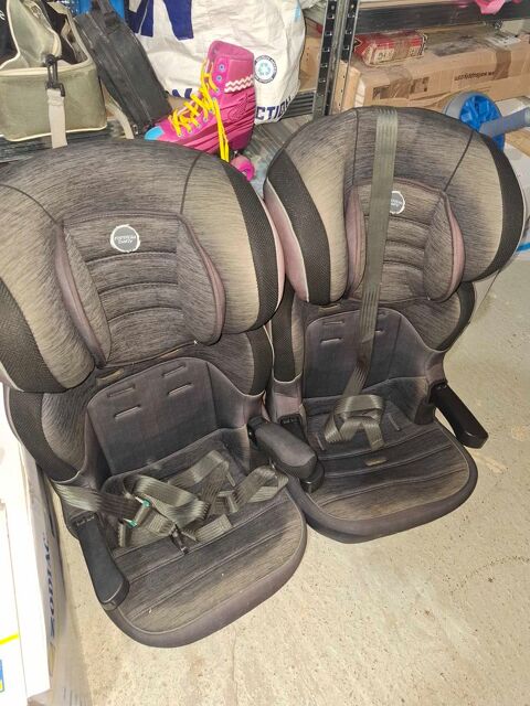 2 sièges auto isofix Frontenas (69)