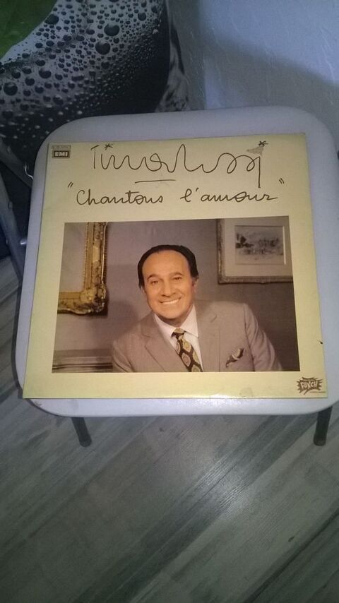 Vinyle Tino Rossi
Chantons L'amour
1976
Excellent etat
D 9 Talange (57)