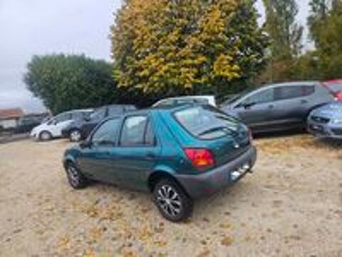 Fiesta 1.3i Fun 1999 occasion 89150 Saint-Val&eacute;rien