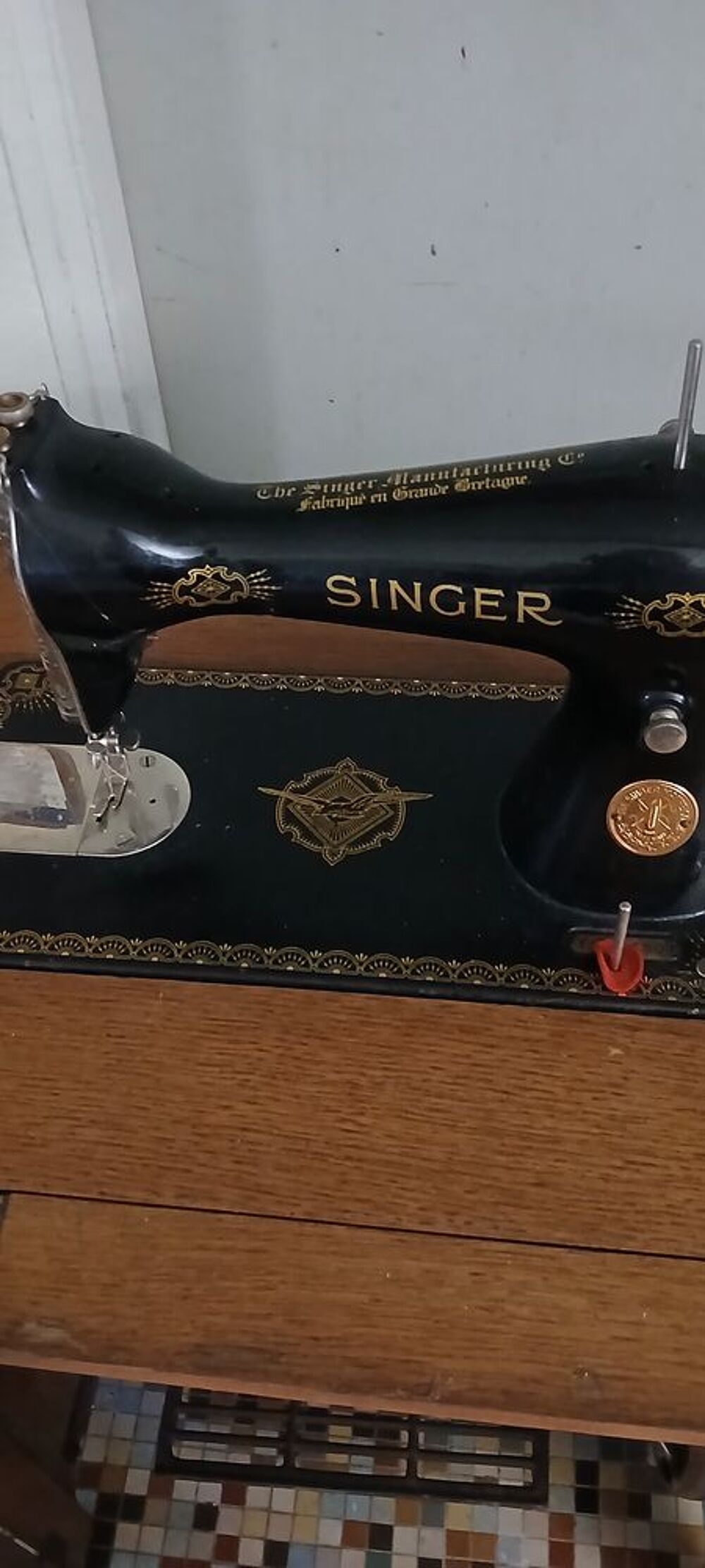 machine &agrave; coudre singer avec meuble 