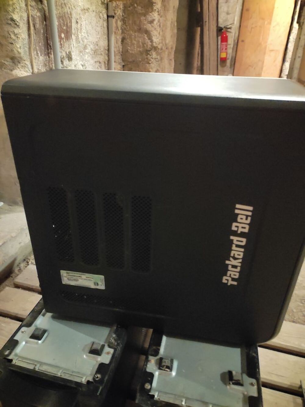  PACKARD BELL WIN XP
Matériel informatique