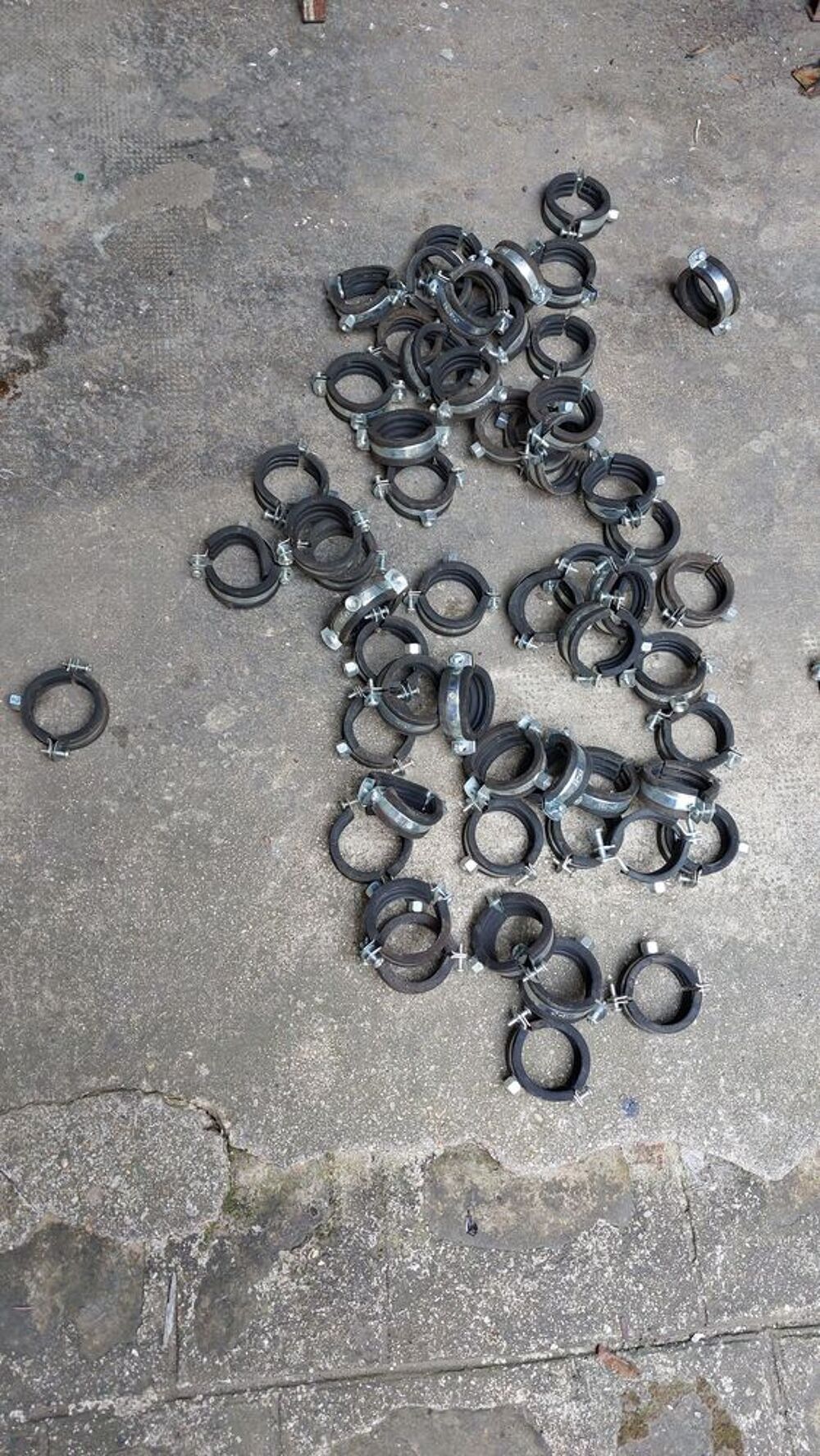 COLLIERS DE SERRAGE Bricolage