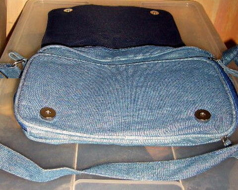 sac bandouliere femmme en jean synthétique neuf 7 Versailles (78)