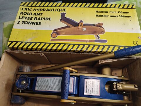 Cric hydraulique en Moselle 45 Longeville-l�s-Saint-Avold (57)