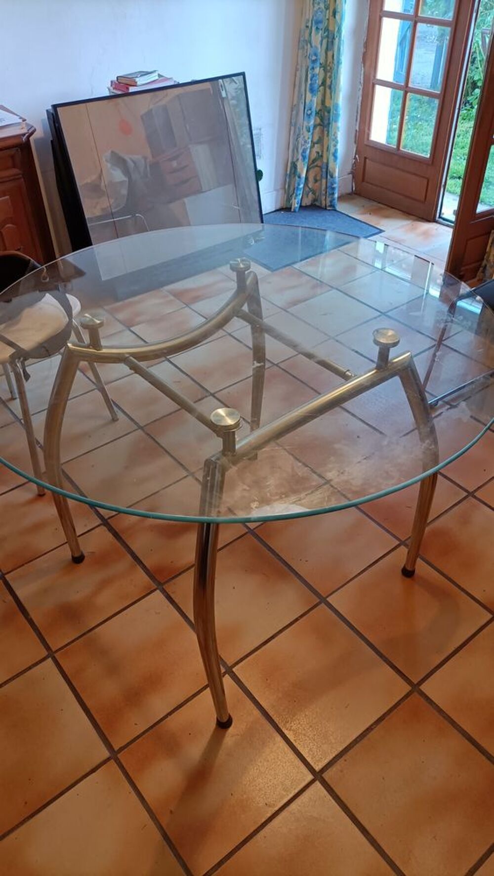 TABLE RONDE VERRE Meubles