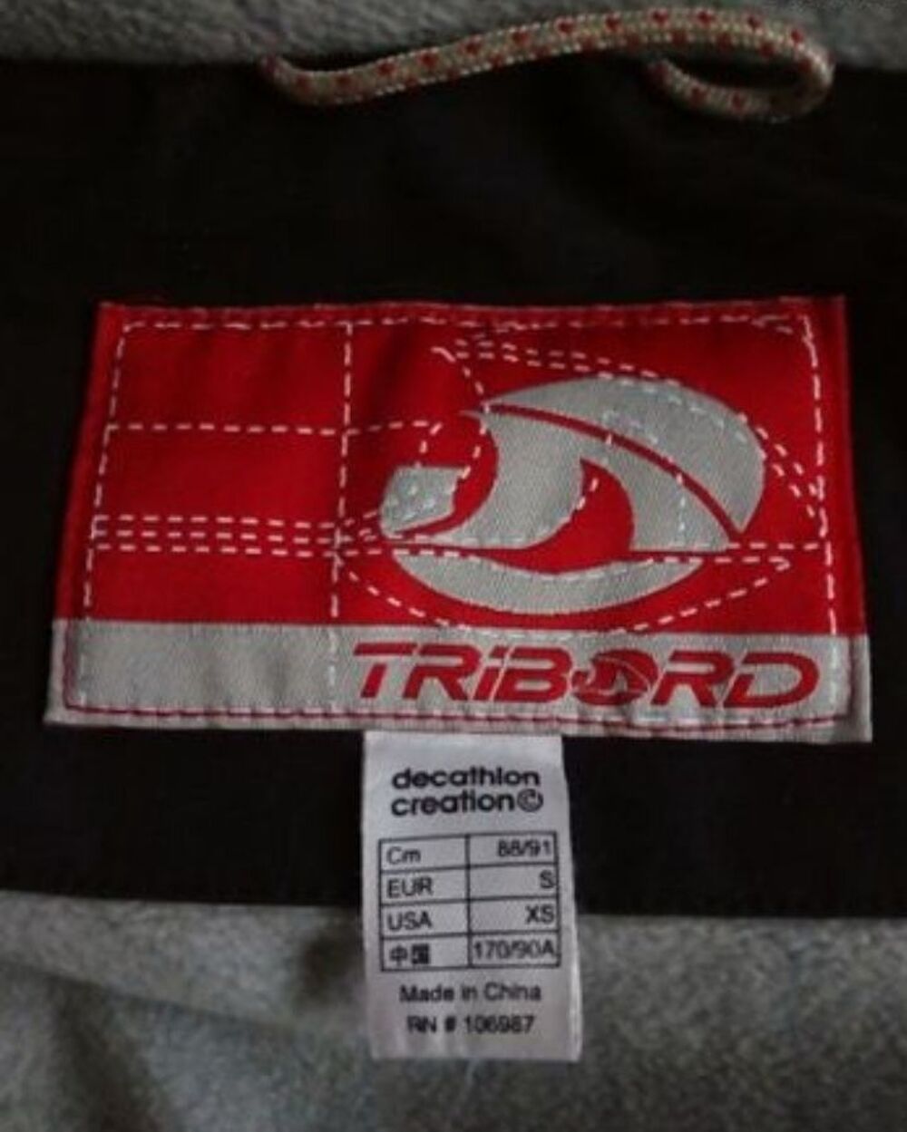 Veste imperm&eacute;able chaude Marque D&eacute;cathlon Tribord. Vêtements