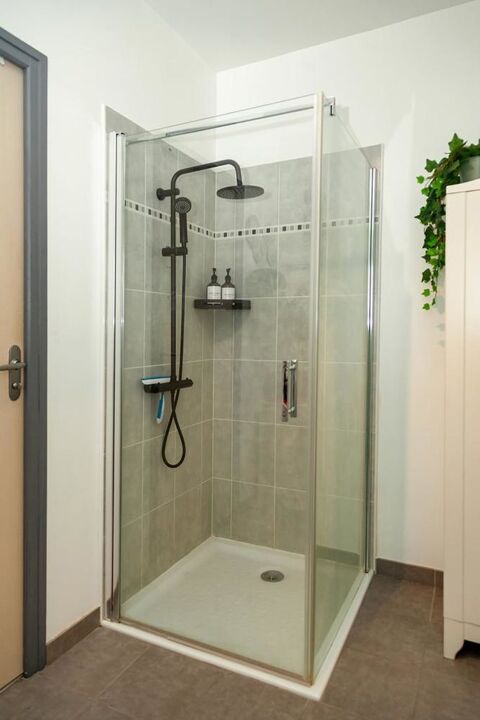   Studio Appartement - 1 pice(s) - 28 m