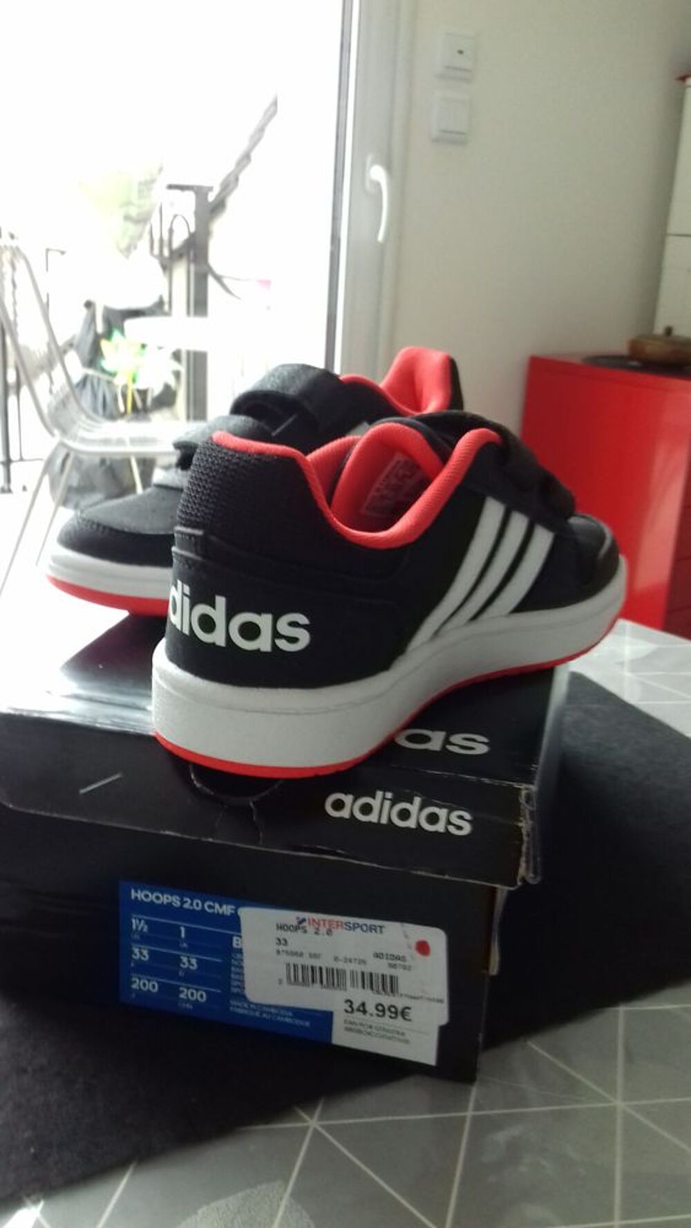 BASKET ENFANTS ADIDAS ORIGINAL NEUVE Chaussures