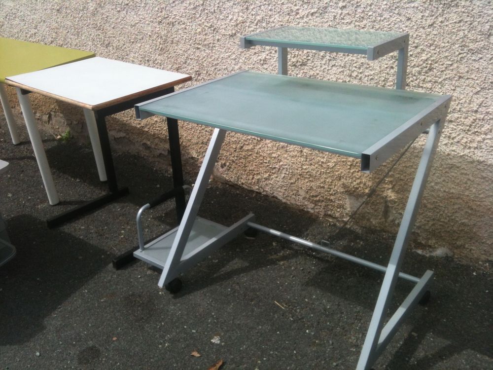 Table /bureau/ordinateur Meubles