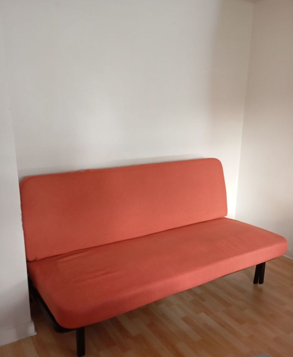 Lot canap&eacute;-lit + fauteuil+ pouf/tabouret Meubles