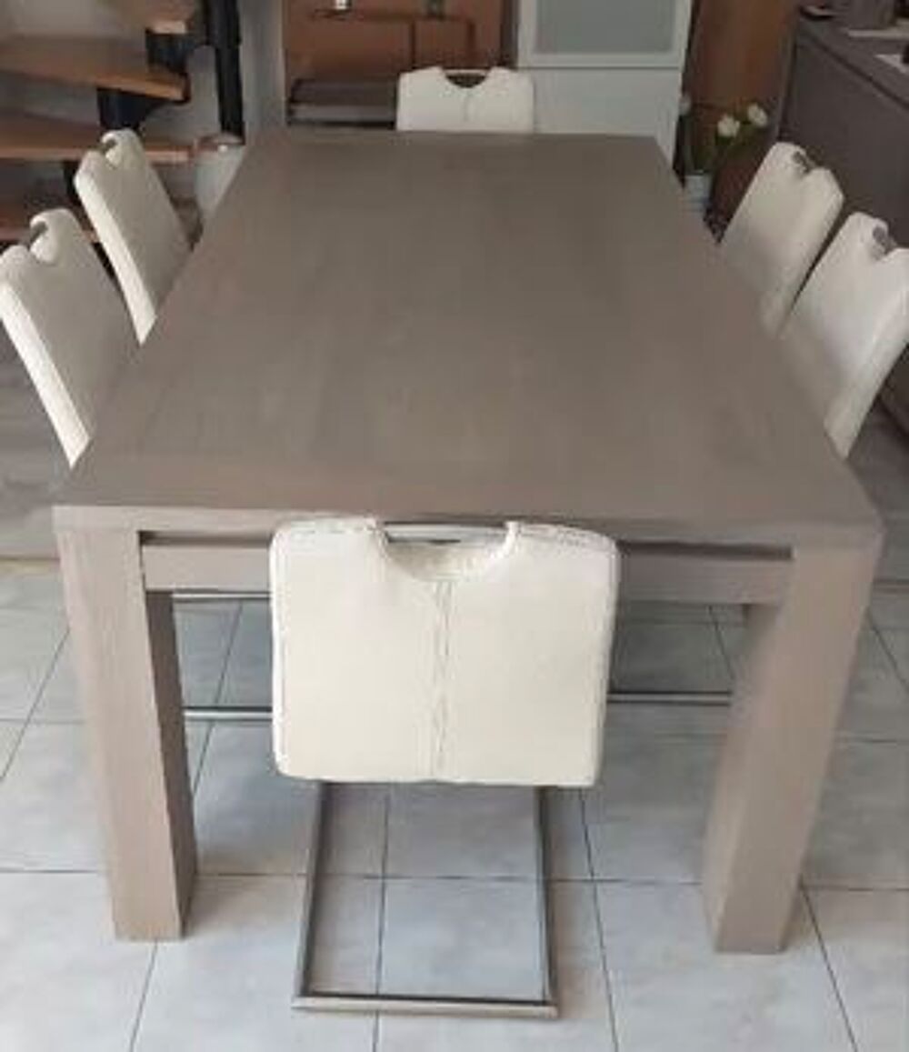 Ensemble table et chaises Meubles