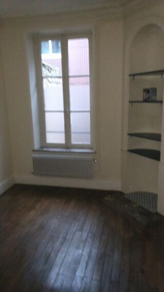  Appartement à louer 2 pièces 38 m²