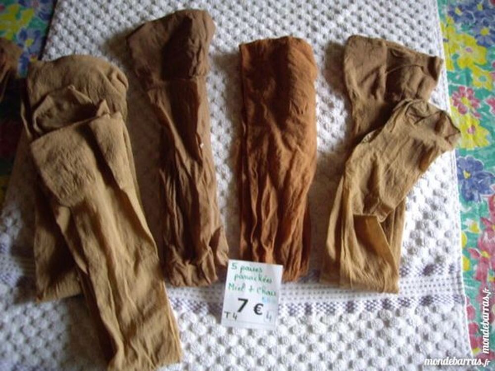 Diverses Paires de BAS en Taille 4 Vêtements