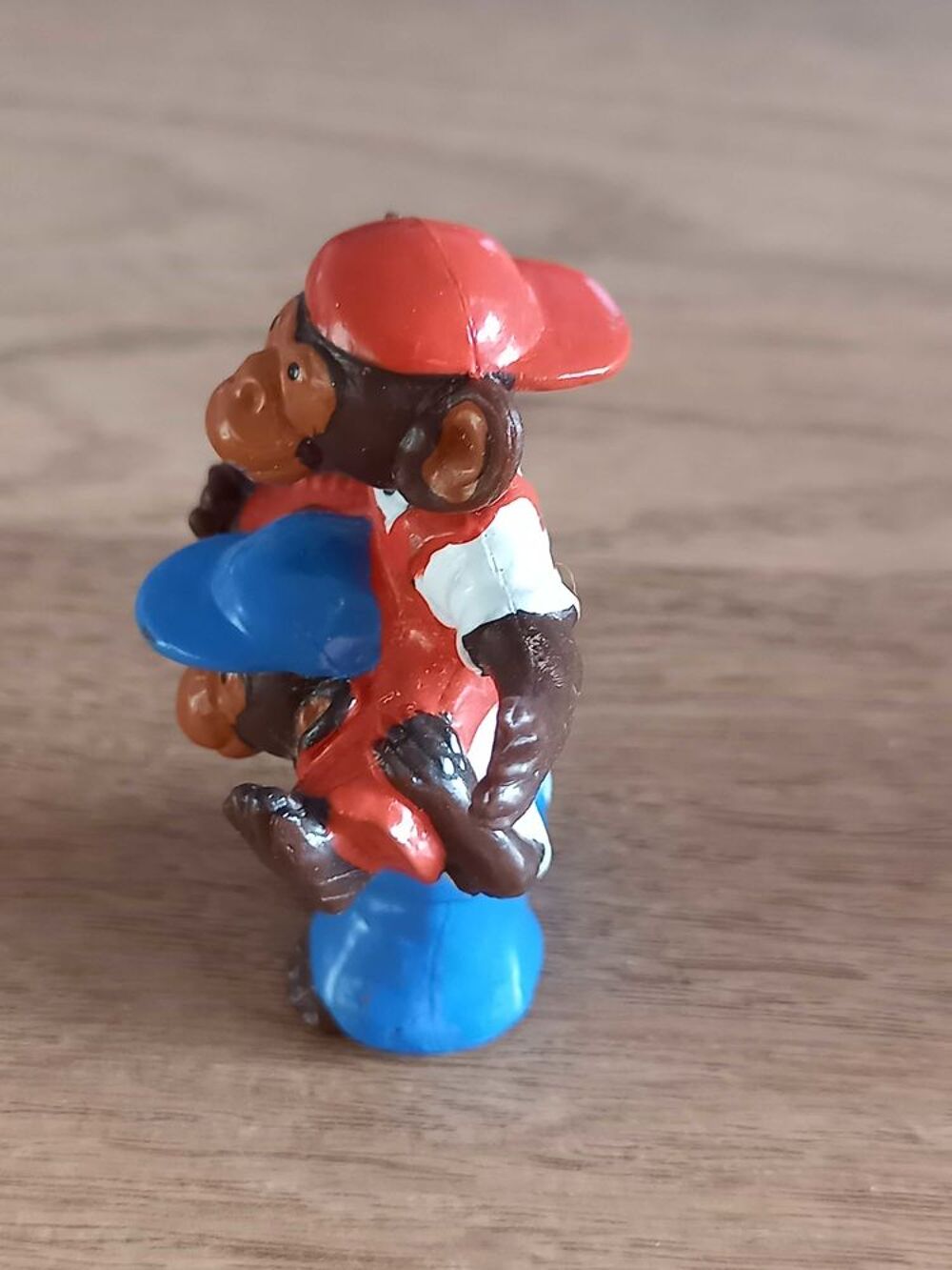 Lot de 3 figures singe "Omo" comme neuves 