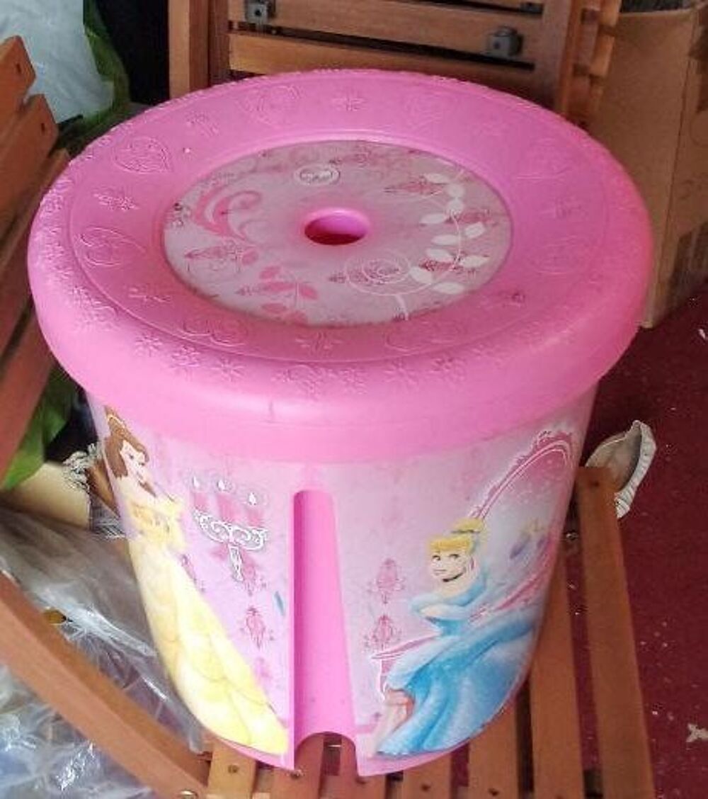 GRAND POT EN PLASTIQUE RANGEMENT POUPEE Jeux / jouets